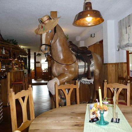 Steakhouse & Pension Crazy Horse Suhl Extérieur photo