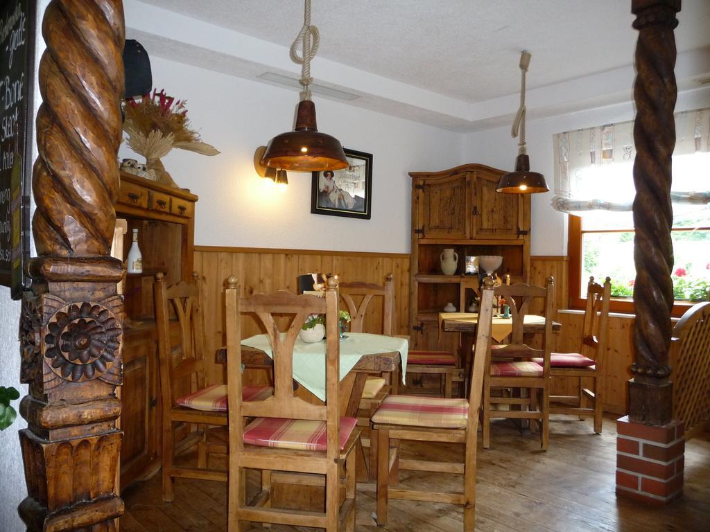 Steakhouse & Pension Crazy Horse Suhl Extérieur photo