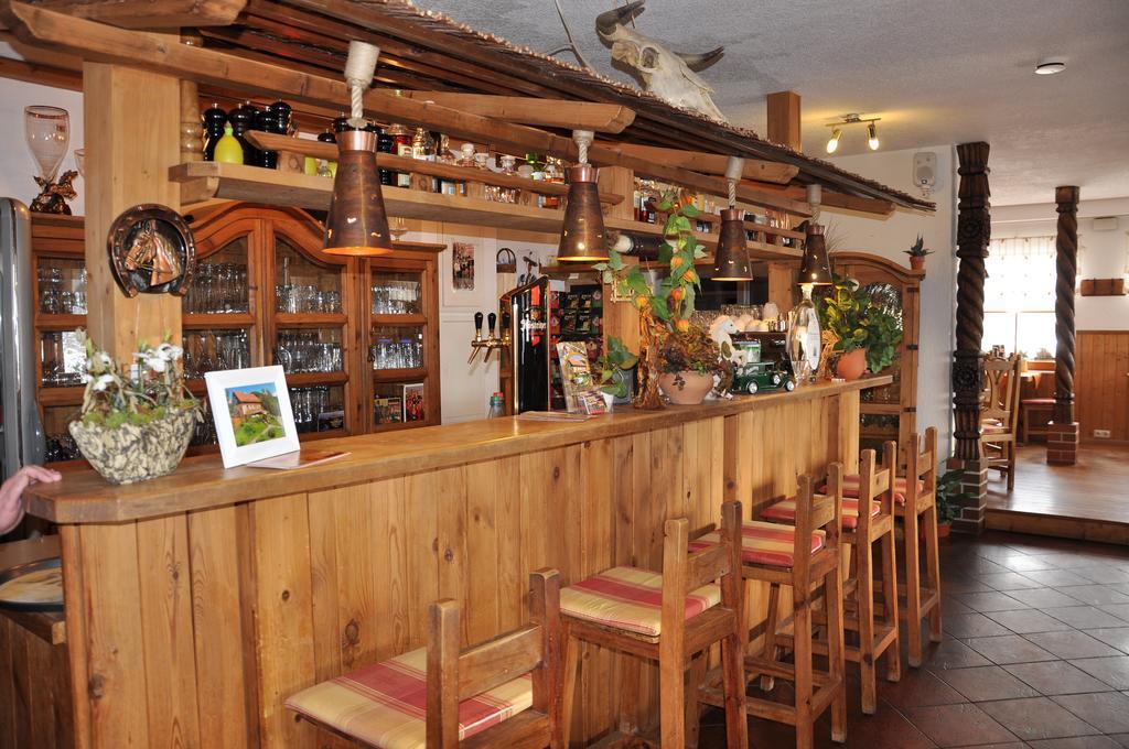 Steakhouse & Pension Crazy Horse Suhl Extérieur photo